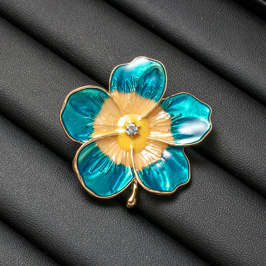 Sapphire Flower brooch