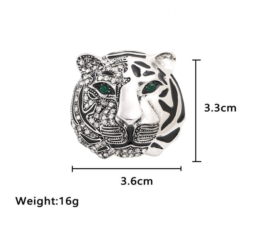 Silver tiger face brooch