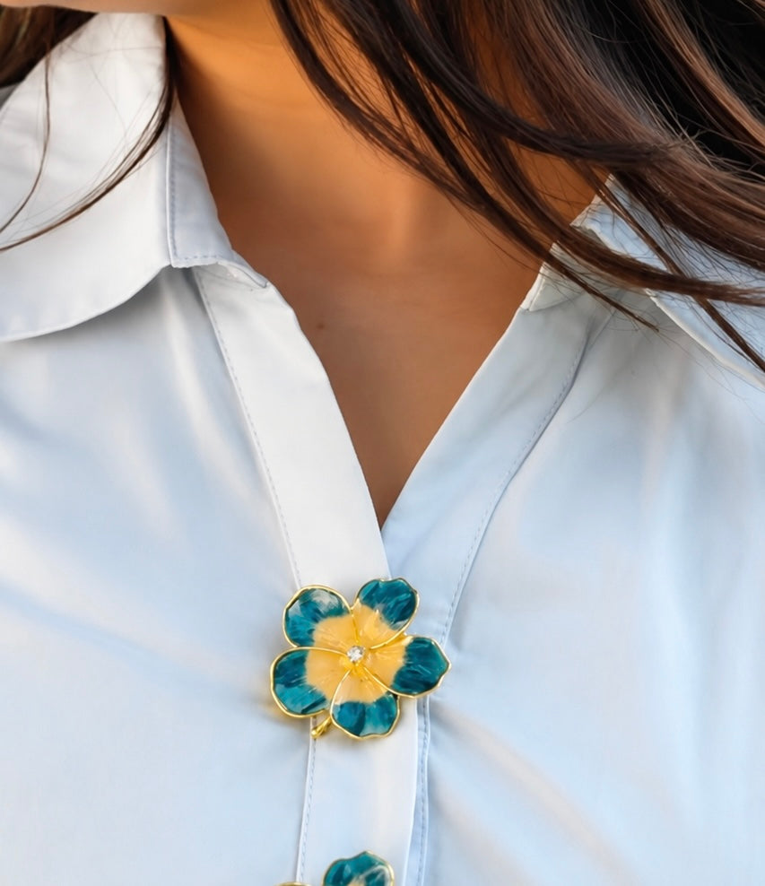 Sapphire Flower brooch