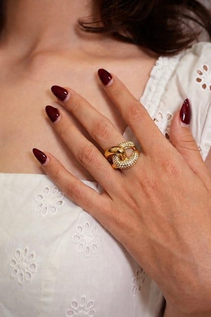 Inter twist Golden ring