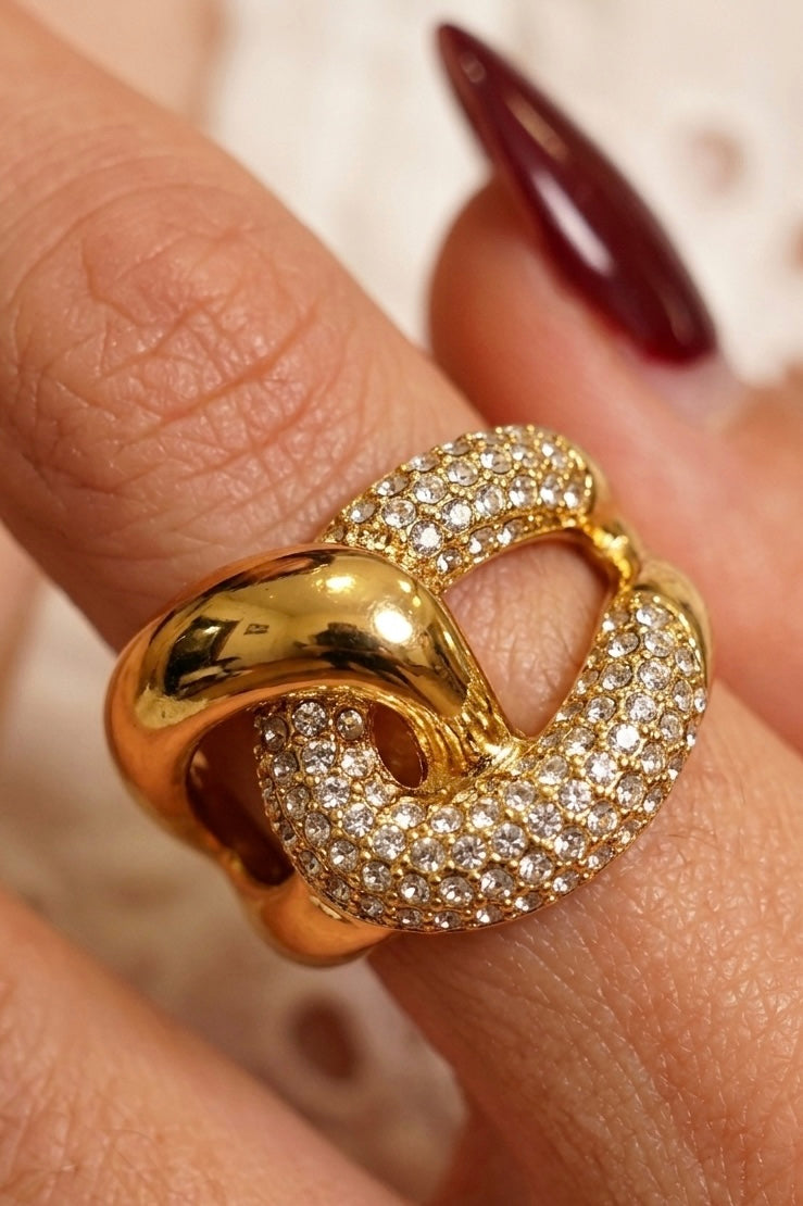 Inter twist Golden ring
