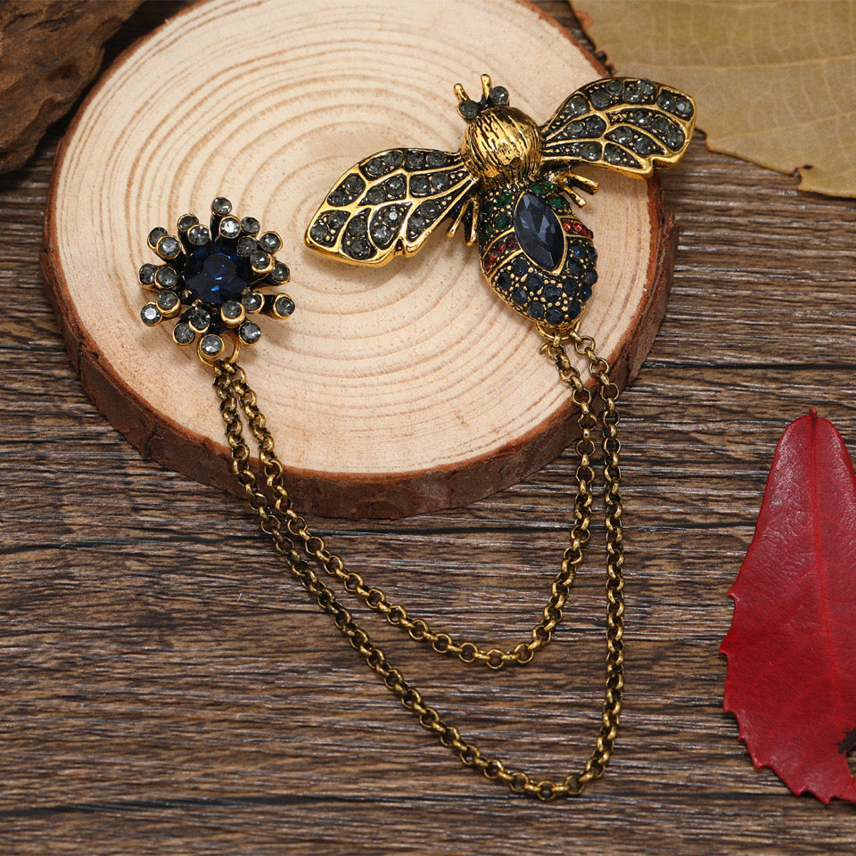 Vintage blue bee chain lapel pin brooch